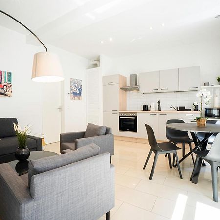 Chic Newly-Renovated Apartment Steps From Subway In Vienna'S Hernals District Экстерьер фото